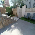 Casa Mya Con Terreno Privado Y Parking Compartido - A 800M De Playa Poniente